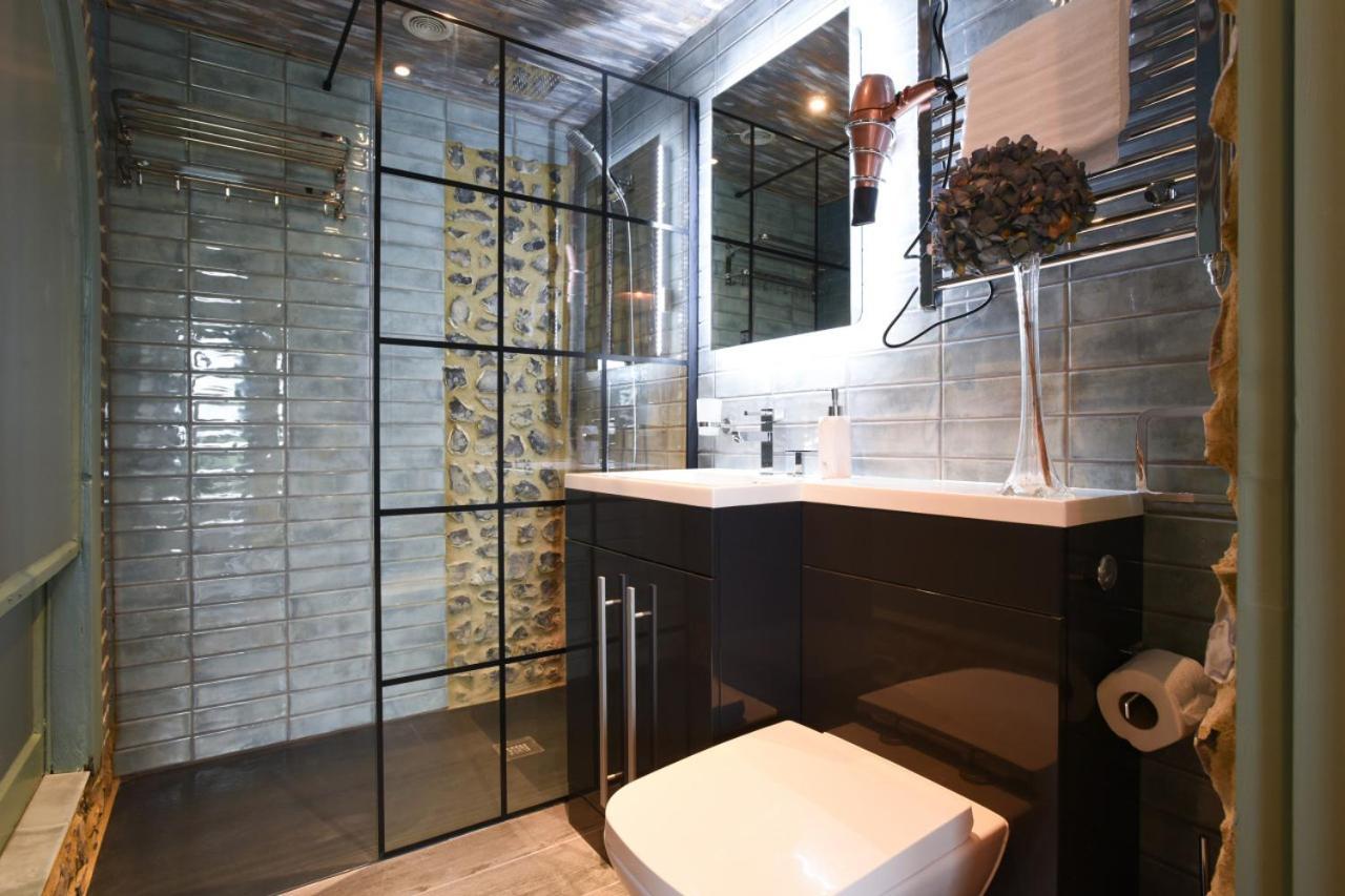 Air Maison - The Cow Shed Wow Factor Countryside Retreat Westbourne  Dış mekan fotoğraf